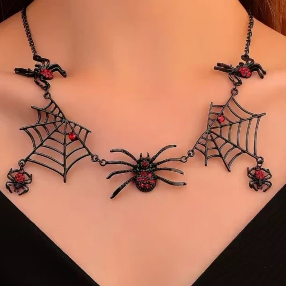 Halloween Party Black and Red Spider Web Necklace - Picture 1 of 6
